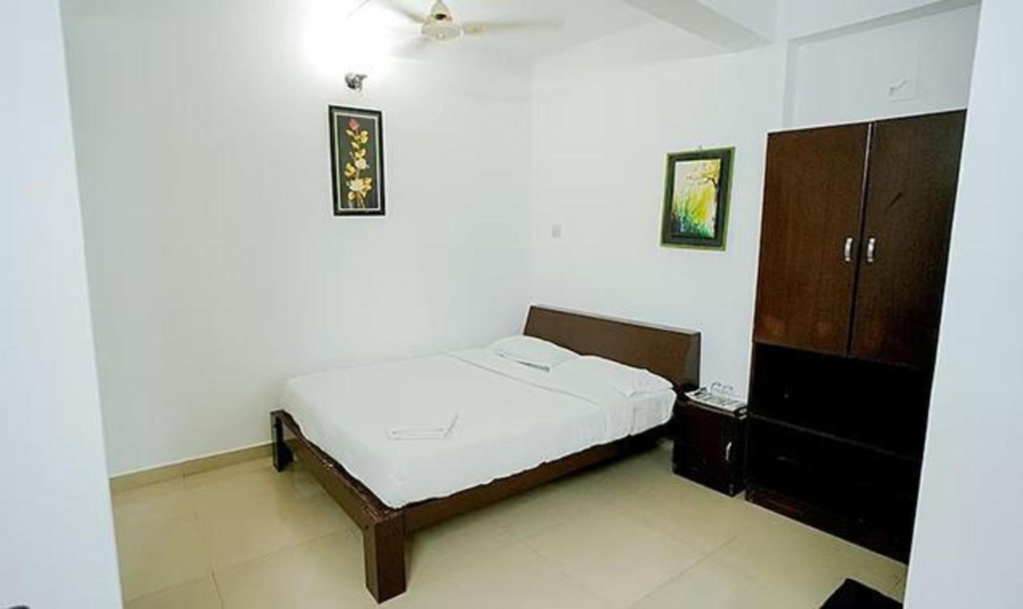 Fabhotel Lime Light Kochi Kültér fotó